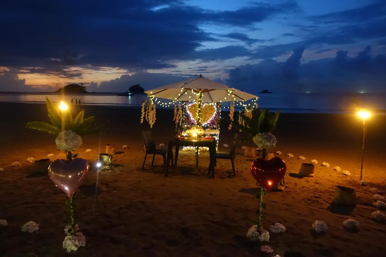 Nacpan Beach Villas Managed By H Hospitality Group El Nido Luaran gambar